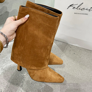 Amalia Chelsea Boots